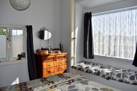 Photo of property in 17 Peel Street, Westport, 7825