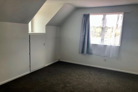 Photo of property in 1/15 Lambrown Drive, Totara Vale, Auckland, 0629