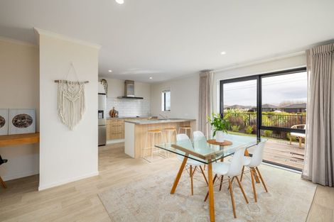 Photo of property in 27 Loch Tanna Way, Yaldhurst, Christchurch, 8042