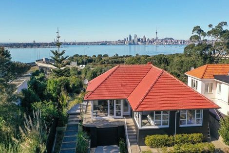 Photo of property in 39 Sylvan Avenue, Northcote, Auckland, 0627