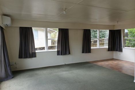 Photo of property in 32 Mimihau Grove, Wainuiomata, Lower Hutt, 5014