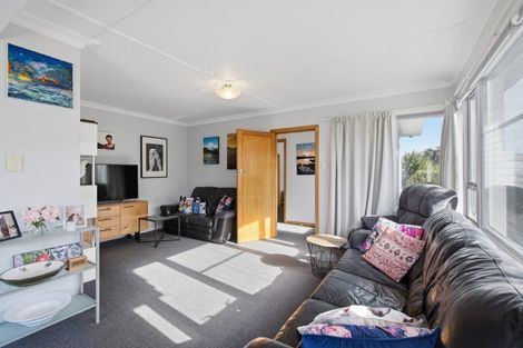 Photo of property in 1/5 Rainsford Street, Moturoa, New Plymouth, 4310