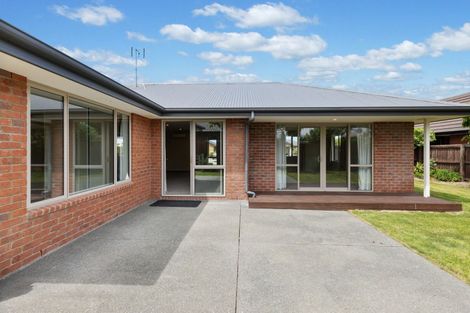 Photo of property in 54 Acacia Avenue, Rangiora, 7400