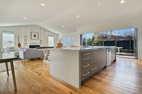 Photo of property in 26 Montgomery Crescent, Kinloch, Taupo, 3377