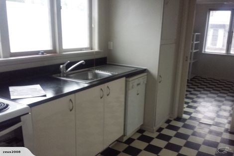 Photo of property in 1/40 Mahara Avenue, Birkenhead, Auckland, 0626