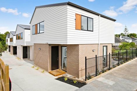 Photo of property in 37a Eastview Road, Glen Innes, Auckland, 1072