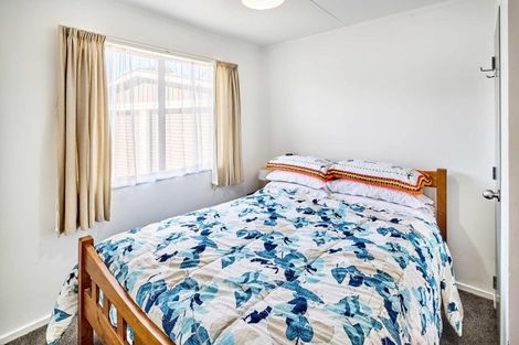 Photo of property in 2 Wellington Road, Wainuiomata, Lower Hutt, 5014