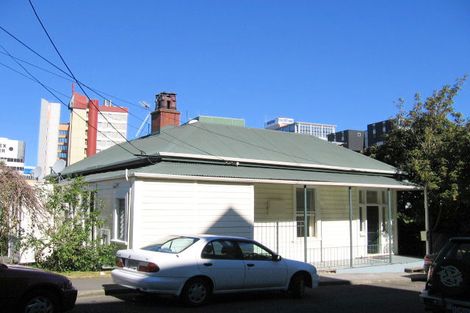 Photo of property in 2/25 Clifton Terrace, Kelburn, Wellington, 6012