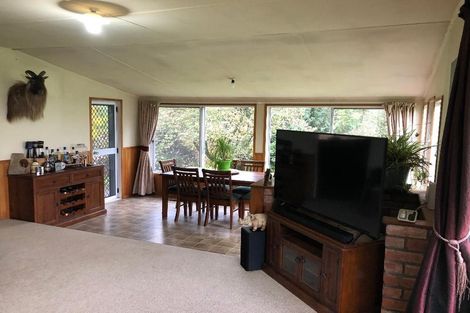 Photo of property in 1875 Kanakanaia Road, Whatatutu, Te Karaka, 4091
