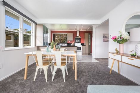 Photo of property in 60 Bell Street, Tawa, Wellington, 5028