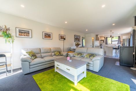 Photo of property in 10 Bute Street, Moeraki, 9482