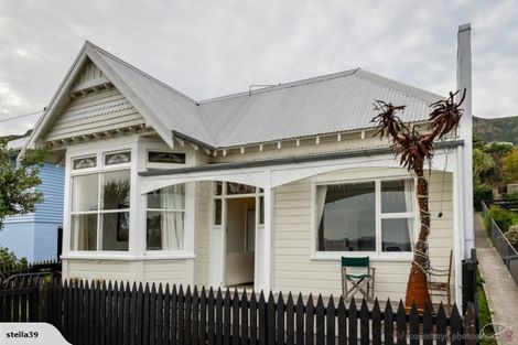 Photo of property in 22 Exeter Street, Lyttelton, 8082