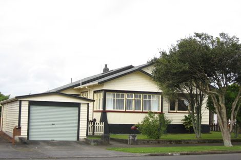 Photo of property in 27 Ballance Street, Lower Vogeltown, New Plymouth, 4310