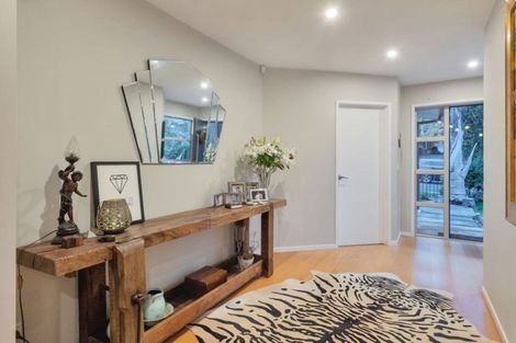 Photo of property in 15 Anakiwa Place, Milford, Auckland, 0620