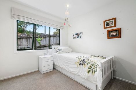Photo of property in 80 Landing Drive, Albany, Auckland, 0632