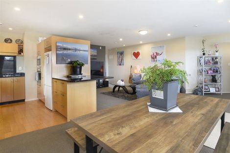 Photo of property in 1/1086 Papamoa Beach Road, Papamoa Beach, Papamoa, 3118