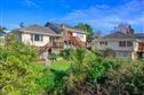 Photo of property in 5 Woodglen Road, Glen Eden, Auckland, 0602