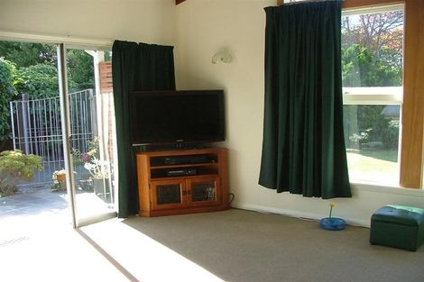 Photo of property in 213 Harewood Road, Bishopdale, Christchurch, 8053