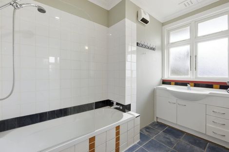 Photo of property in 9 Brown Street, Dunedin Central, Dunedin, 9016