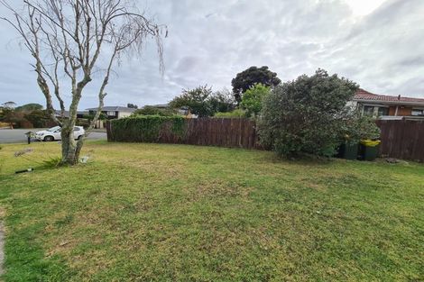 Photo of property in 1/11 Askew Place, Farm Cove, Auckland, 2012