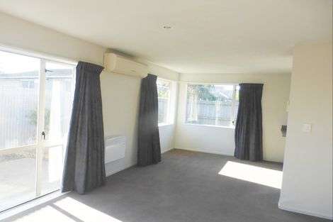Photo of property in 12 Kydd Lane, Hornby, Christchurch, 8042