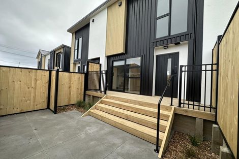 Photo of property in 5/7 Wainuiomata Road, Wainuiomata, Lower Hutt, 5014