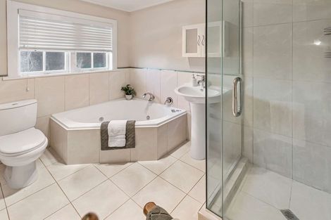 Photo of property in 454 Otumoetai Road, Otumoetai, Tauranga, 3110