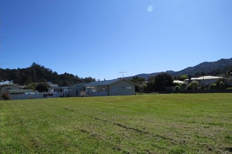 Photo of property in 21 Victoria Street, Coromandel, 3506