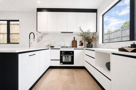 Photo of property in 17b Trinidad Road, Sunnynook, Auckland, 0620