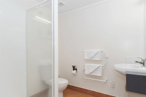 Photo of property in Capri Apartments, 5 The Mall, Mount Maunganui, 3116
