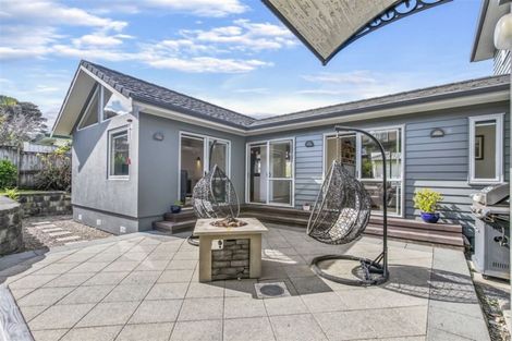 Photo of property in 45 San Valentino Drive, Henderson, Auckland, 0612