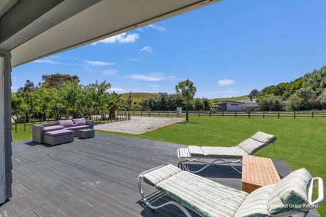 Photo of property in 3265 South Head Road, South Head, Helensville, 0874