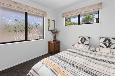 Photo of property in 5 North Crest Drive, Onerahi, Whangarei, 0110