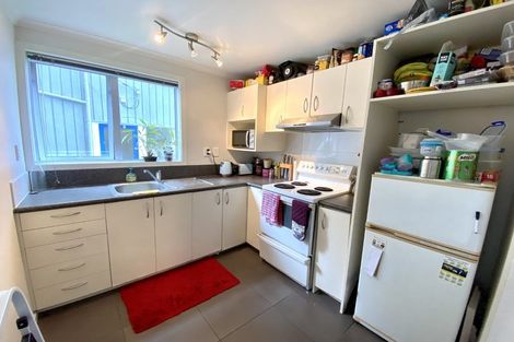 Photo of property in 2/121 Hataitai Road, Hataitai, Wellington, 6021