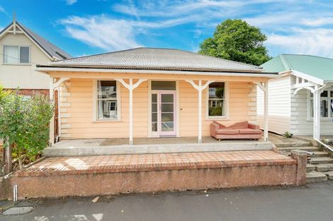 Photo of property in 33 Clyde Street, North Dunedin, Dunedin, 9016