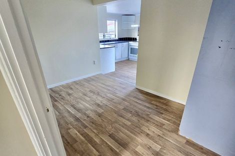 Photo of property in 52 Shifnal Drive, Randwick Park, Auckland, 2105