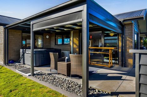 Photo of property in 12 Nikau Place, Hawera, 4610