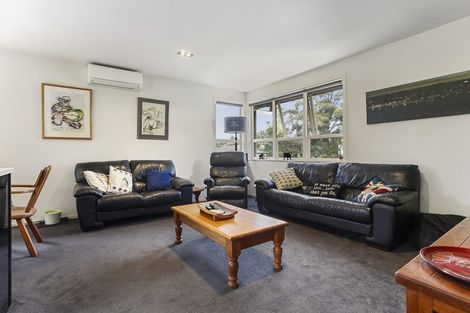 Photo of property in 14 Edgewood Way, Henderson, Auckland, 0612