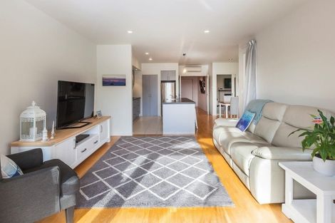 Photo of property in 43 Ruahine Place, Parklands, Christchurch, 8083