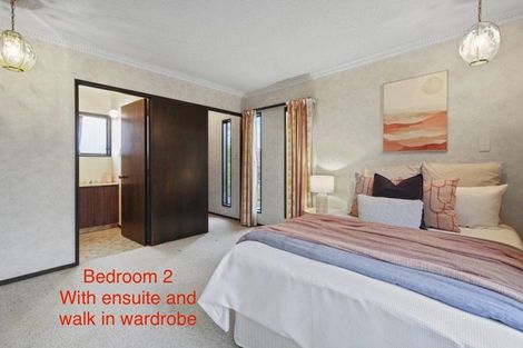 Photo of property in 18 Hawkswood Place, Avonhead, Christchurch, 8042