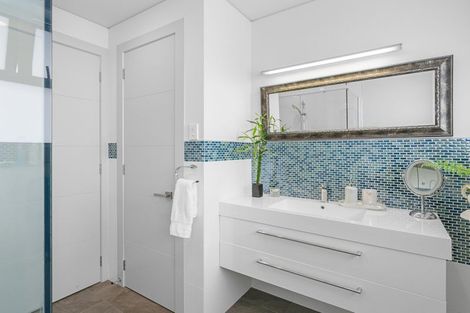 Photo of property in 8 Ruru Place, Levin, 5510