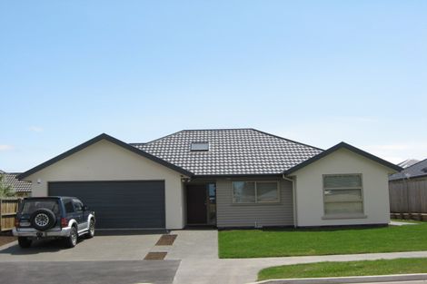 Photo of property in 26 Bottle Lake Drive, Parklands, Christchurch, 8083