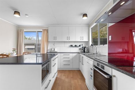 Photo of property in 76 Homedale Street, Pukehangi, Rotorua, 3015