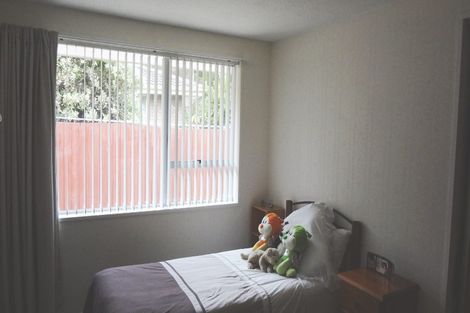 Photo of property in 67 Karnak Crescent, Russley, Christchurch, 8042