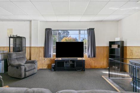 Photo of property in 13 Highland Drive, Acacia Bay, Taupo, 3385