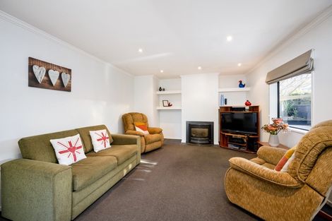 Photo of property in 6 Hyland Street, Wanaka, 9305