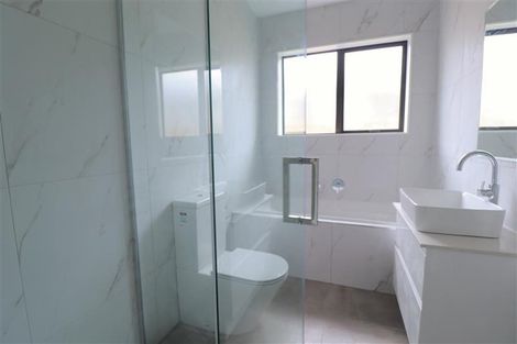 Photo of property in 10 Olivia Road, Pukekohe, 2120