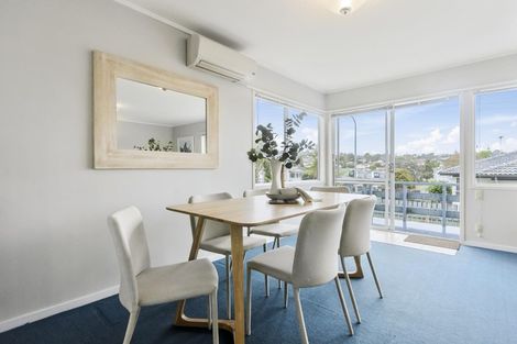 Photo of property in 1/42 Reynella Drive, Massey, Auckland, 0614