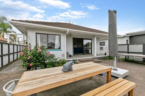 Photo of property in 60 Campbell Road, Mount Maunganui, 3116