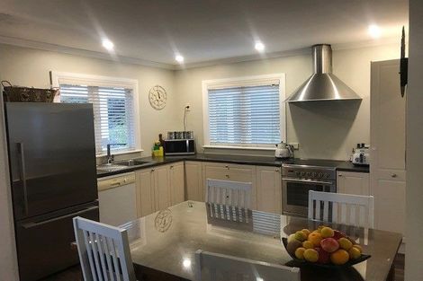 Photo of property in 2/40 Killarney Avenue, Torbay, Auckland, 0630